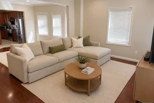 331 Undercliff Ave, Edgewater, NJ 07020 - Photo 1