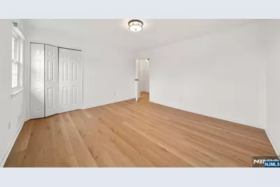 156 Parkview Drive 24 #24, Teaneck Township, NJ 07666 - Photo 17