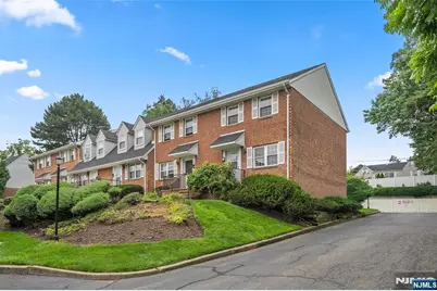 156 Parkview Drive 24 #24, Teaneck Township, NJ 07666 - Photo 1