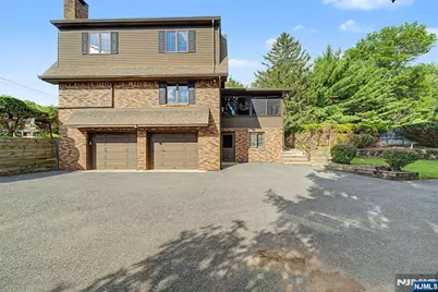 812 Mountain Avenue, Wyckoff Township, NJ 07481 - Photo 3