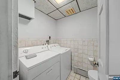 812 Mountain Avenue, Wyckoff Township, NJ 07481 - Photo 19