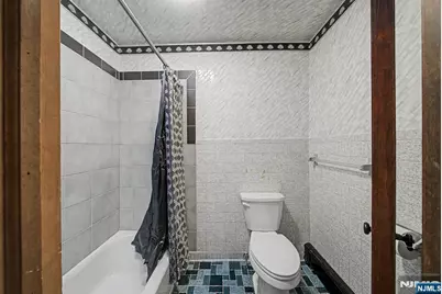 812 Mountain Avenue, Wyckoff Township, NJ 07481 - Photo 23
