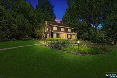 243 W Saddle River Road, Upper Saddle River, NJ 07458 - Photo 1