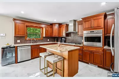 881 Bordentown Avenue, South Amboy, NJ 08879 - Photo 11