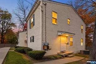 2 Cottage Pl 4, Morristown, NJ 07960 - Photo 1