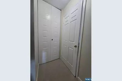 570 North Avenue C #C, Fort Lee, NJ 07024 - Photo 11