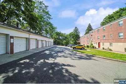 188 Hillside Avenue G2 #G2, Leonia, NJ 07605 - Photo 13