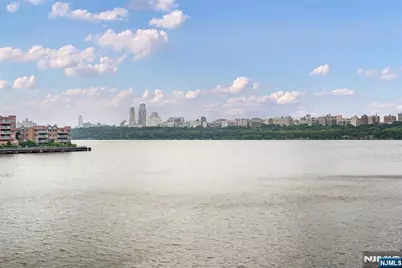 148 The Promenade, Edgewater, NJ 07020 - Photo 13