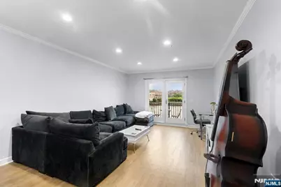 148 The Promenade, Edgewater, NJ 07020 - Photo 7