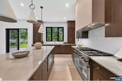 134 Morningside Road, Paramus, NJ 07652 - Photo 15