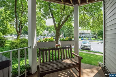 540 Holly Court, Mahwah, NJ 07430 - Photo 7