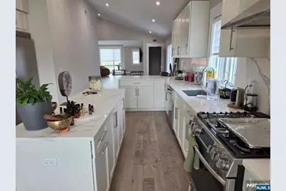 60 Brinkerhoff Terrace 1st Fl #1st Fl, Palisades Park, NJ 07650 - Photo 3