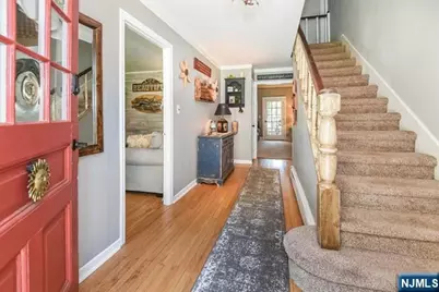 39 Circle Avenue, Wayne, NJ 07470 - Photo 5
