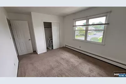 435 Steinway Road, Saddle Brook Township, NJ 07663 - Photo 5