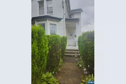 785 Highland Avenue, Newark, NJ 07104 - Photo 1