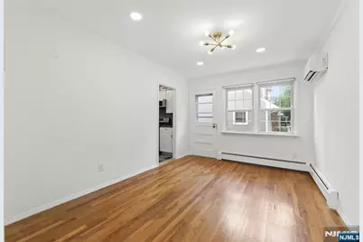81 Cortland Place, Tenafly, NJ 07670 - Photo 9