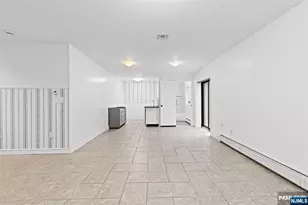 40 Oakdene Ave B, Palisades Park, NJ 07650 - Photo 37