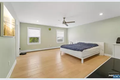 12 Manning Road, Paramus, NJ 07652 - Photo 17