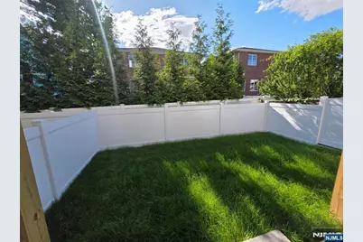 1047 Anderson Avenue B #B, Fort Lee, NJ 07024 - Photo 37
