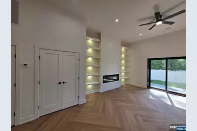 1047 Anderson Avenue B #B, Fort Lee, NJ 07024 - Photo 31