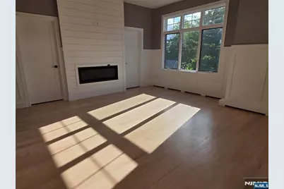 1047 Anderson Avenue B #B, Fort Lee, NJ 07024 - Photo 11