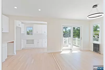 693 Chestnut Avenue, Teaneck Township, NJ 07666 - Photo 5