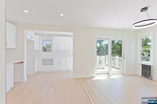 693 Chestnut Ave, Teaneck Township, NJ 07666 - Photo 5