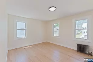 693 Chestnut Ave, Teaneck Township, NJ 07666 - Photo 9