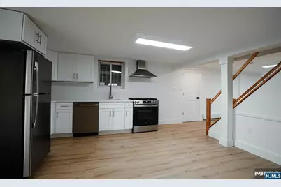 453 8th Street, Palisades Park, NJ 07650 - Photo 27