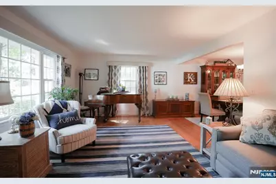 11 Haring Drive, Old Tappan, NJ 07675 - Photo 3