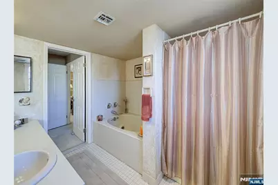 101 Quartz Lane, Paterson, NJ 07501 - Photo 15