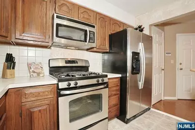 101 Quartz Lane, Paterson, NJ 07501 - Photo 9