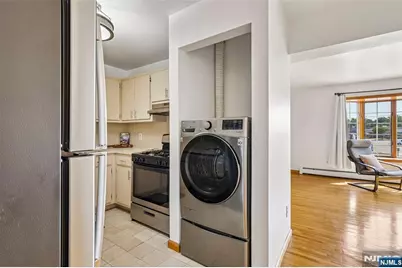 33 Henry Place B2 #B2, Hackensack, NJ 07601 - Photo 11
