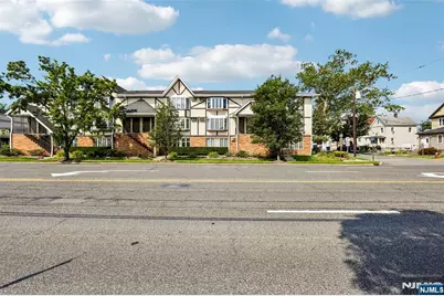 33 Henry Place B2 #B2, Hackensack, NJ 07601 - Photo 3