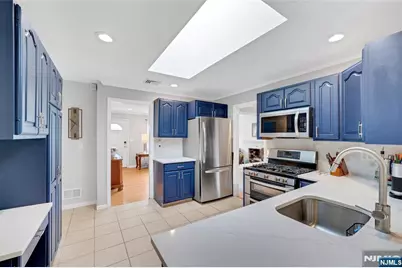 98 Walnut Street, Oakland, NJ 07436 - Photo 11