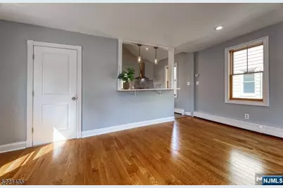 101 Carlton Avenue, East Rutherford, NJ 07073 - Photo 5