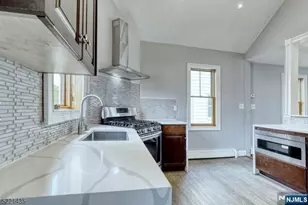 101 Carlton Ave, East Rutherford, NJ 07073 - Photo 7