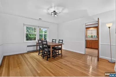 7 Glenwood Avenue, Leonia, NJ 07605 - Photo 13