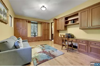 900 Laurie Lane, Franklin Lakes, NJ 07417 - Photo 27