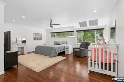 300 Pond Court 5E #5E, Washington Township, NJ 07676 - Photo 21