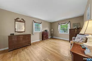 34 Cavell Pl, Caldwell, NJ 07006 - Photo 33