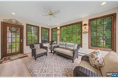 34 Cavell Place, Caldwell, NJ 07006 - Photo 5
