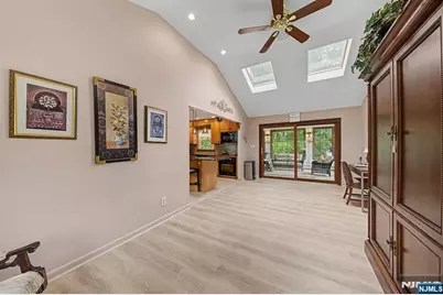 34 Cavell Place, Caldwell, NJ 07006 - Photo 3