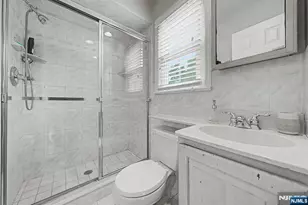 34 Cavell Pl, Caldwell, NJ 07006 - Photo 35