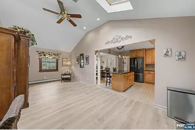 34 Cavell Place, Caldwell, NJ 07006 - Photo 9