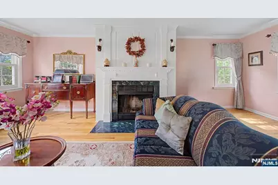 34 Cavell Place, Caldwell, NJ 07006 - Photo 17