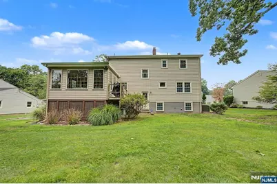 34 Cavell Place, Caldwell, NJ 07006 - Photo 7