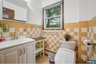 249 Knickerbocker Road, Englewood, NJ 07631 - Photo 19