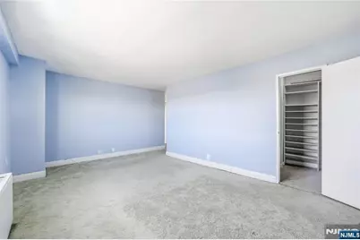 2077 Center Avenue 20F #20F, Fort Lee, NJ 07024 - Photo 7