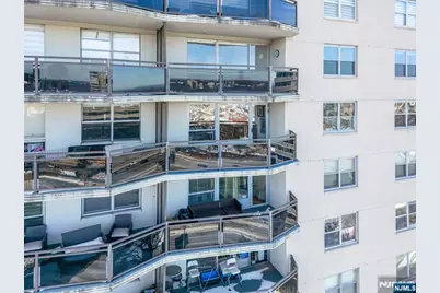 2077 Center Avenue 20F #20F, Fort Lee, NJ 07024 - Photo 25